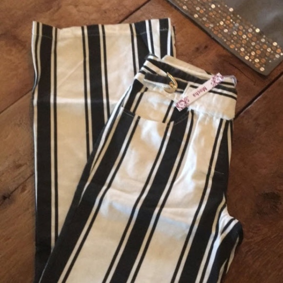 Show stopper white and black stripe pants - Picture 7 of 8